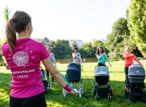 Outdoor Fitness mit Kind im Kinderwagen oder in der Trage