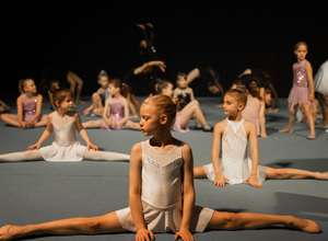 Rhythmische Sportgymnastik für Mädchen
