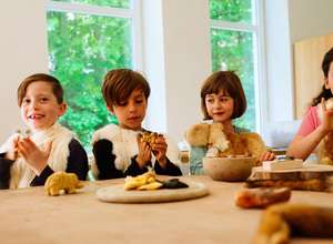 Steinzeit-Atelier für Familien