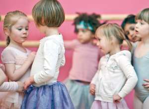 Musical Theater Vacation Classes in English for Ages 3-5