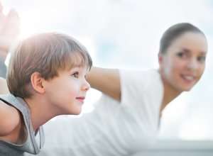 Eltern-Kind-Yoga, Eltern-Kind-Thai-Yoga und Familien-Yoga