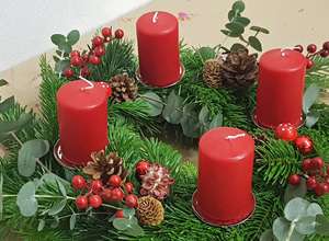 Adventskranz binden