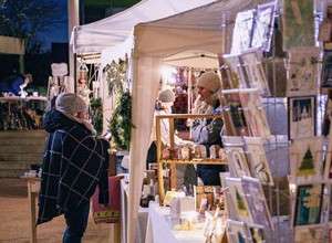 Familienweihnachtsmarkt im Haus der Familie