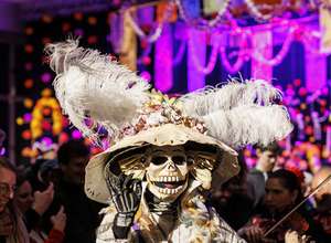 Fiesta de Día de Muertos - Live-Musik, Tanz, Ofrenda Markt