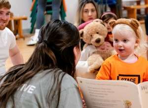 MINI STAGE | 2 bis 4 Jahre | Kreativer Start