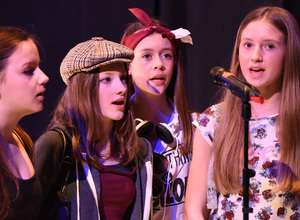 English Teen Pop Choir