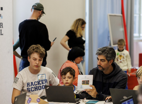 Book-A-Thon. Geschichten, die zählen, gemeinsam erschaffen!