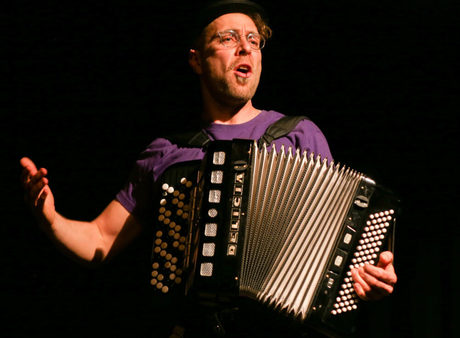 Räuber auf der Hut - Ein Räuberkind fasst Mut