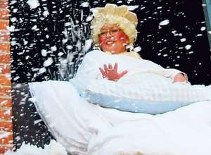 Weihnachtsmarkt mit Besuch von Frau Holle