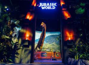 Jurassic World: The Experience