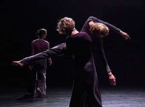 ARTEFAKTE 21 · Gastspiel von Flatback and cry e.V.