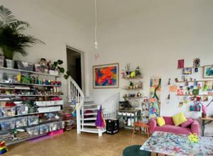 Kunstatelier BlaueZitrone mit offenem Kunstcafé