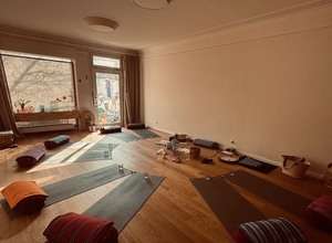 Teens Yoga & Coaching