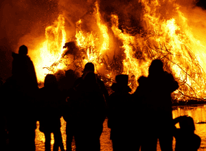 Osterfeuer in Hadern