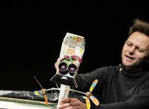  NICHTS oder Herr Käseweis fliegt zum Mond 