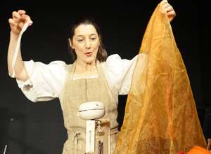 Die Gute-Licht-Geschichte - Theater Malinka