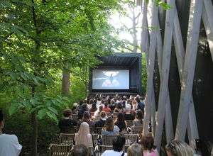 DER SUPER MARIO GALAXY FILM im Freiluftkino Hasenheide