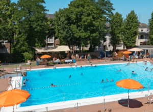 Freibad Kaiserswerth „Flossen weg“
