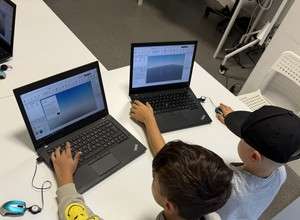 Programmier-Intensivkurse für Kinder in den Ferien 