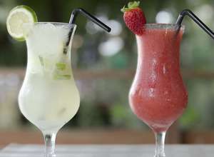 Cocktails mixen (alkoholfrei)