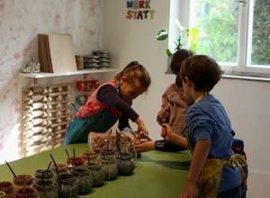 Kreatives Ferienprogramm in der Kindermalwerkstatt Stuttgart