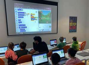 Spieleentwickler in Roblox (Programmierkurs mit 5 Lektionen)