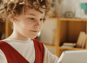 Herbstferienkurs: Spiele-KI mit Vibe Coding