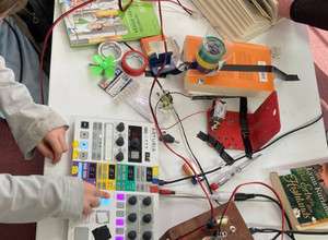 Workshop: Klangroboter // WackelWesen