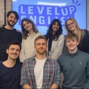 LevelUP English